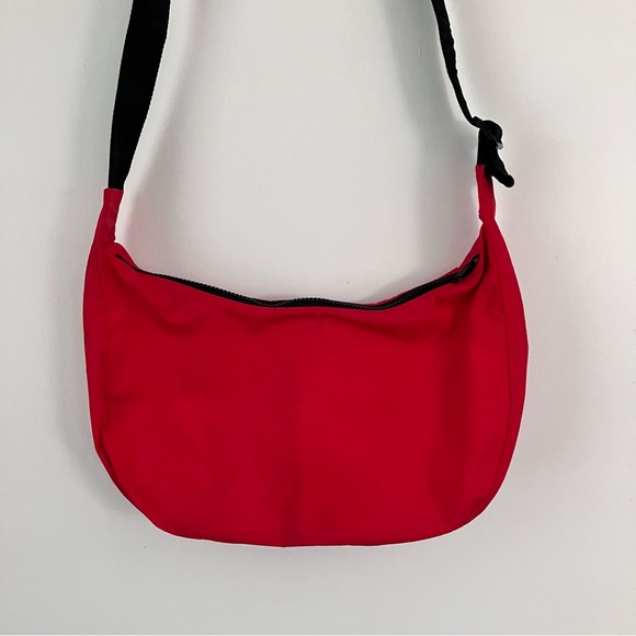 Baggu Crescent Crossbody Lightweight  Nylon Bag Medium - Picture 2 of 12